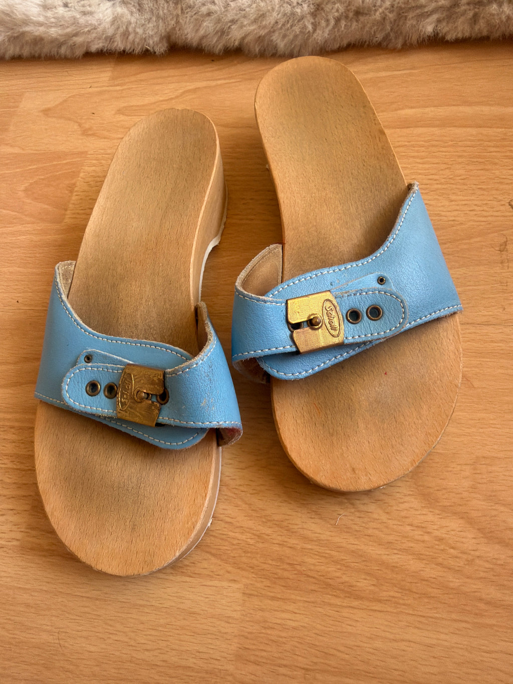 Pescura dr scholls wooden sandals